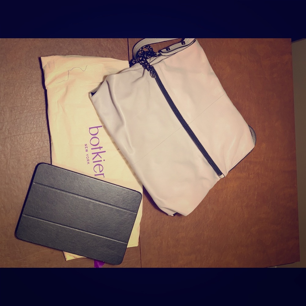 Botkier shoulder bag with flap compartment
